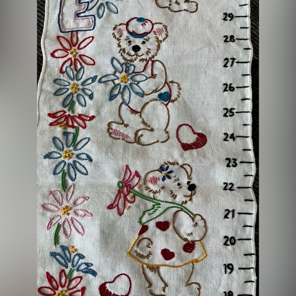 Handstitched embroidered cloth height, measurement decoration bear design - Picture 7 of 10